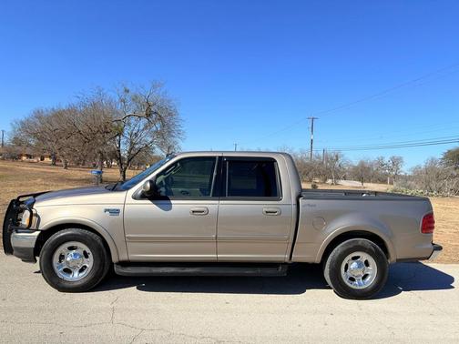 2003 Ford F-150 Lariat SuperCrew