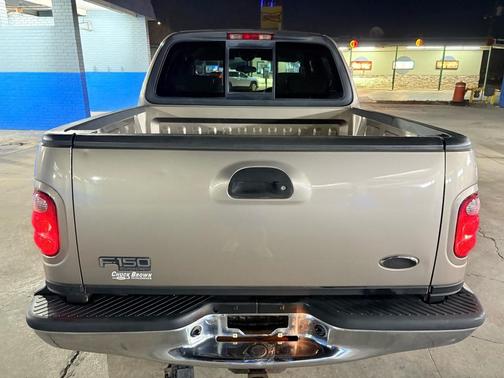 2003 Ford F-150 Lariat SuperCrew