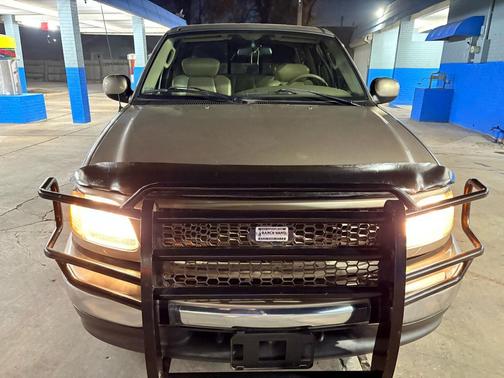 2003 Ford F-150 Lariat SuperCrew