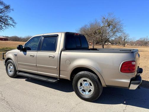 2003 Ford F-150 Lariat SuperCrew