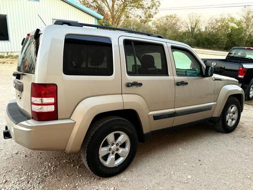 2010 Jeep Liberty Sport