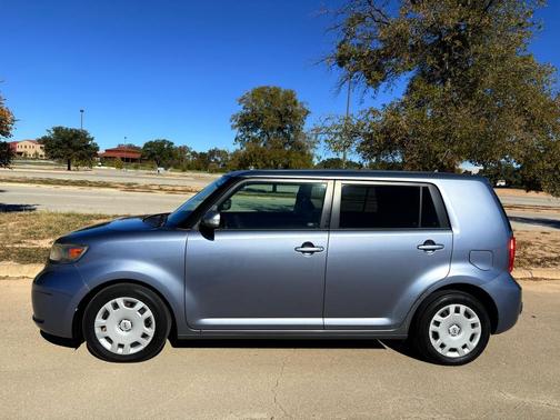 2010 Scion xB Release Series 7.0