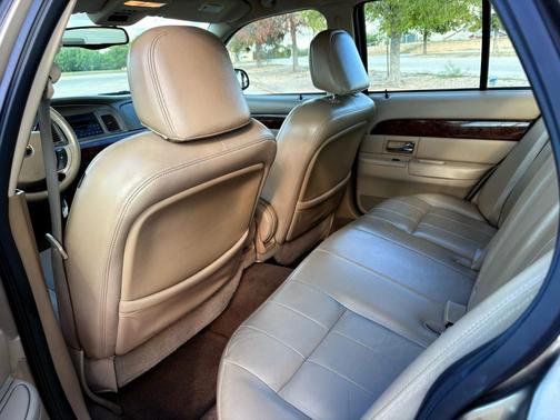 2005 Mercury Grand Marquis LS
