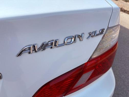 2003 Toyota Avalon XL
