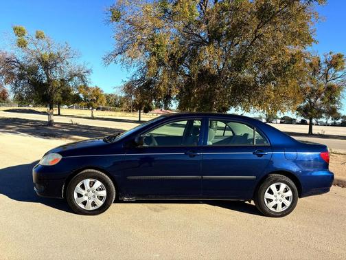 2005 Toyota Corolla CE