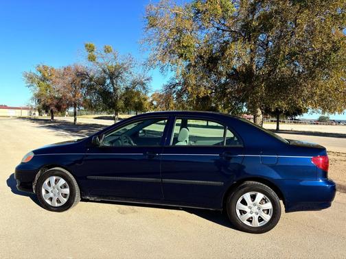 2005 Toyota Corolla CE