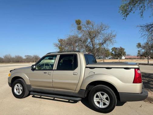 2005 Ford Explorer Sport Trac XLT