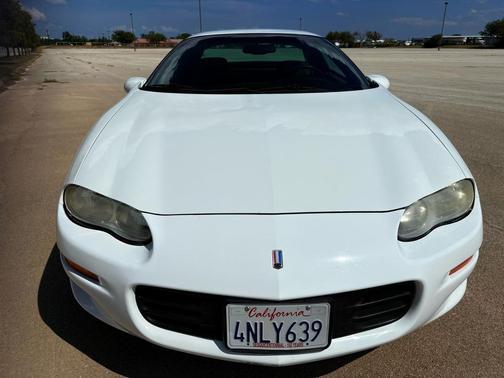 2000 Chevrolet Camaro Base