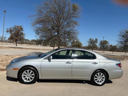 2004 Lexus ES 330 Base