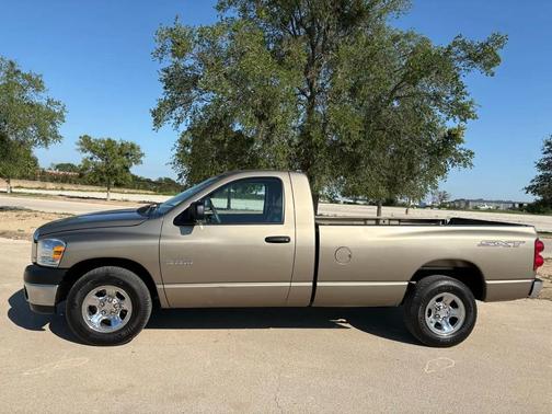 Gold 2008 Dodge Ram 1500 ST