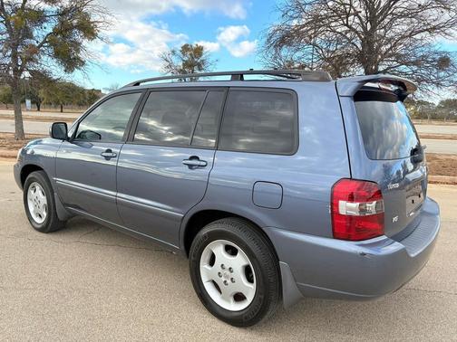 2004 Toyota Highlander Limited