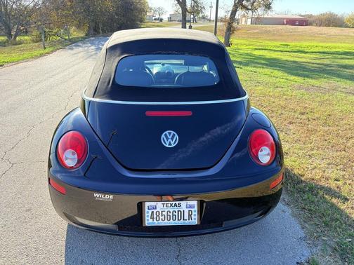 2007 Volkswagen New Beetle 2.5
