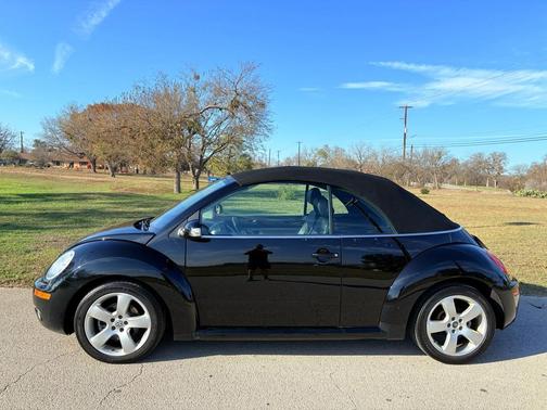 2007 Volkswagen New Beetle 2.5