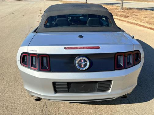 2014 Ford Mustang V6 Premium