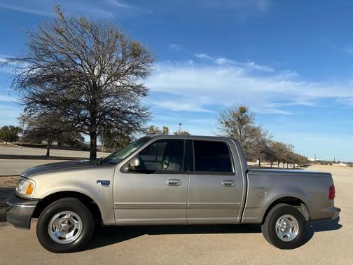 2001 Ford F-150 XLT