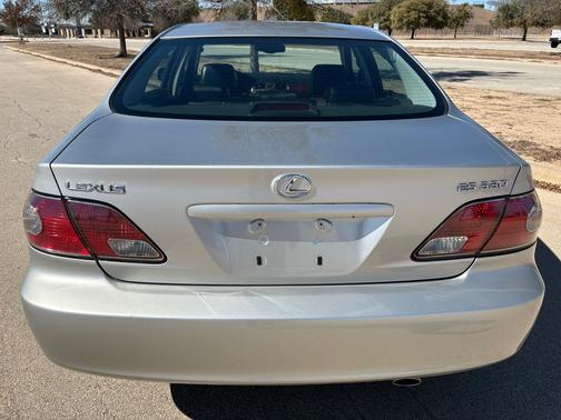 2005 Lexus ES 330 Base