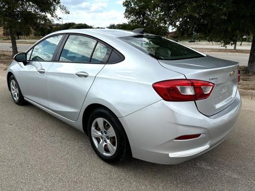 2017 Chevrolet Cruze LS