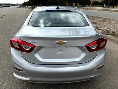 2017 Chevrolet Cruze LS