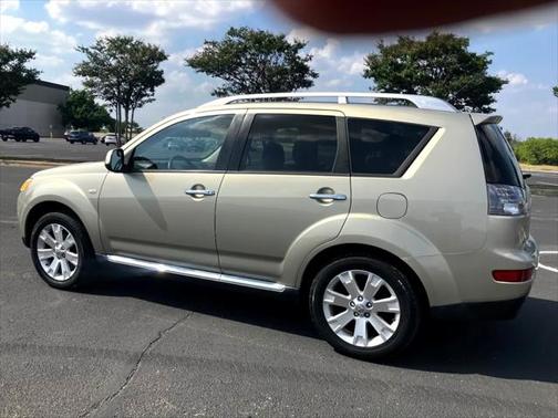 2009 Mitsubishi Outlander SE