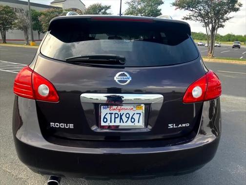 2011 Nissan Rogue SV