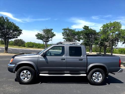 2000 Nissan Frontier XE Crew Cab
