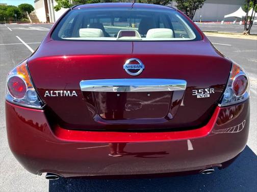 2010 Nissan Altima 3.5 SR