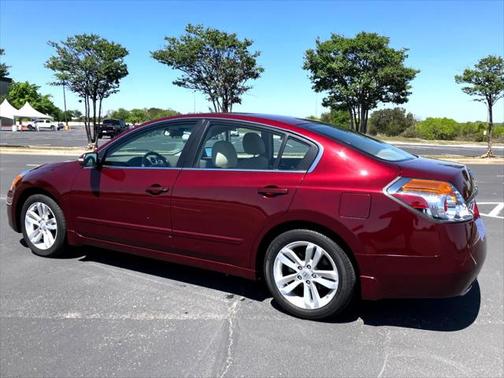 2010 Nissan Altima 3.5 SR