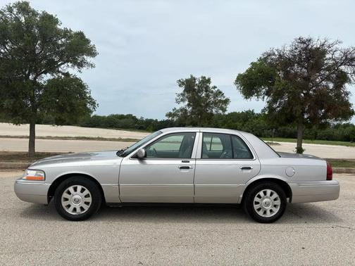 Silver Birch Clearcoat Metallic 2005 Mercury Grand Marquis 4dr SEDAN LS