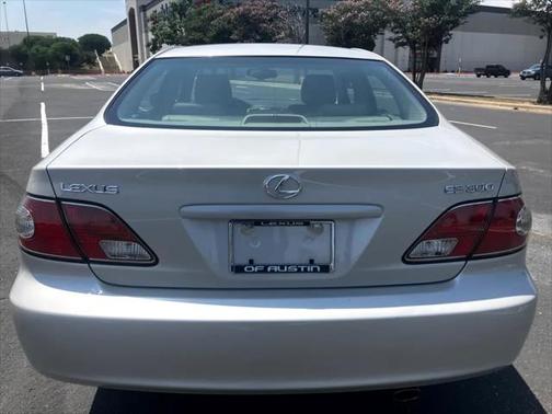 2003 Lexus ES 300 Base