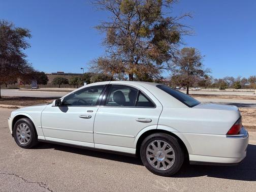 2004 Lincoln LS Luxury