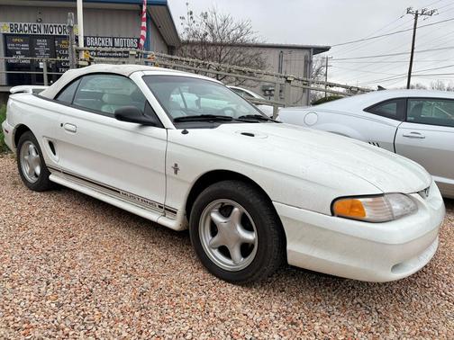 1998 Ford Mustang Base