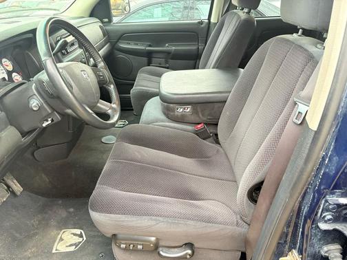 2004 Dodge Ram 1500 SLT Quad Cab