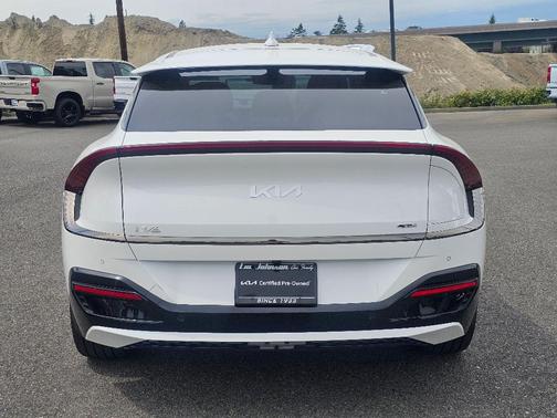 Snow White Pearl 2024 Kia EV6 GT-Line