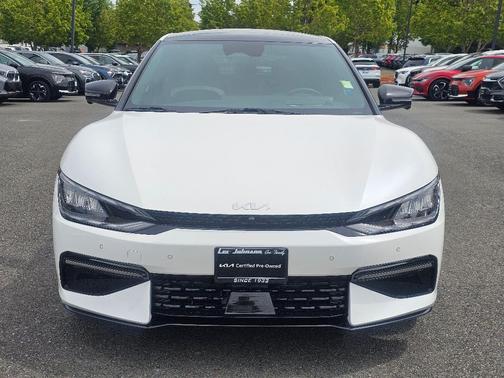Snow White Pearl 2024 Kia EV6 GT-Line