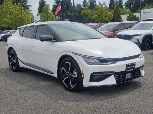 Snow White Pearl 2024 Kia EV6 GT-Line