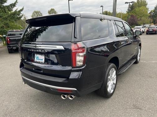 Photo 5 of 42 of 2021 Chevrolet Suburban High Country