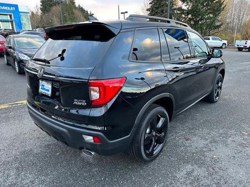 Photo 5 of 40 of 2021 Honda Passport Elite