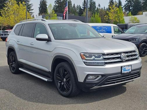 Reflex Silver Metallic 2019 Volkswagen Atlas 3.6L SEL Premium