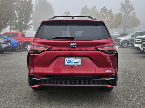 Ruby Flare Pearl 2023 Toyota Sienna XSE 7 Passenger