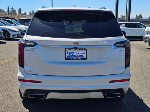 Crystal White Tri-Coat 2022 Cadillac XT6 Sport AWD