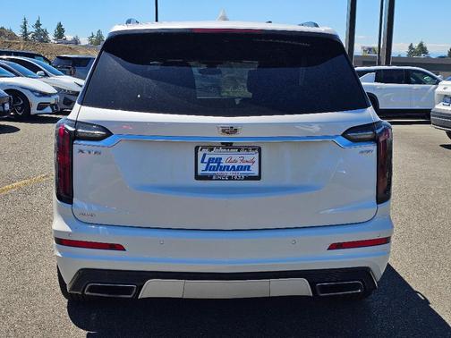 Crystal White Tri-Coat 2022 Cadillac XT6 Sport AWD