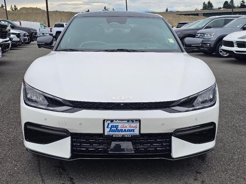 Snow White Pearl 2024 Kia EV6 GT-Line