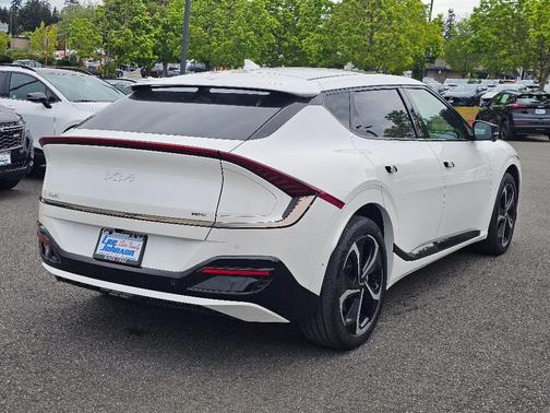 Snow White Pearl 2024 Kia EV6 GT-Line
