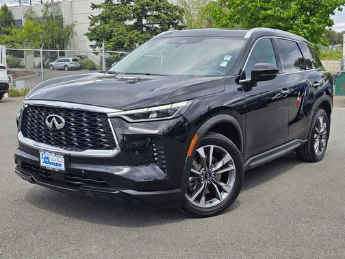 Mineral Black 2025 INFINITI QX60 Luxe