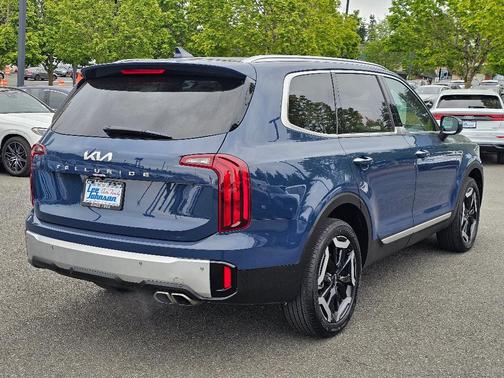 Midnight Black 2024 Kia Telluride S