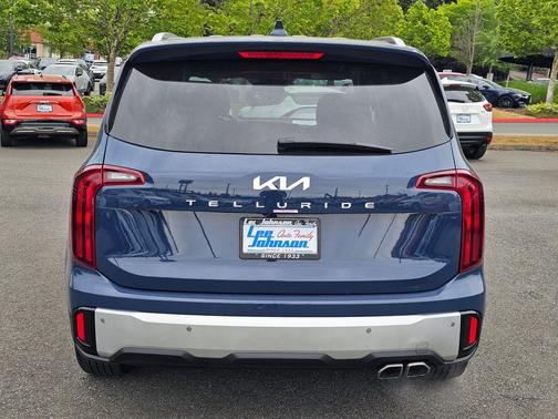 Midnight Lake Blue 2024 Kia Telluride S