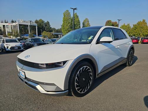 Atlas White 2023 Hyundai IONIQ 5 Limited