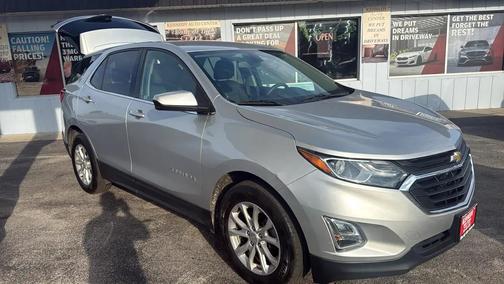 Silver Ice Metallic 2019 Chevrolet Equinox 1LT