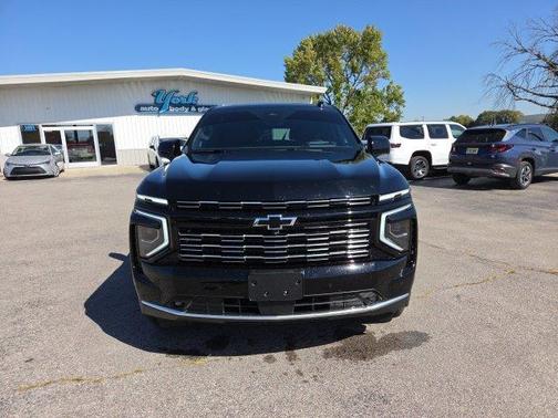 Black 2026 Chevrolet Suburban High Country