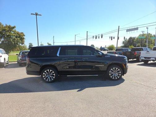 Black 2026 Chevrolet Suburban High Country